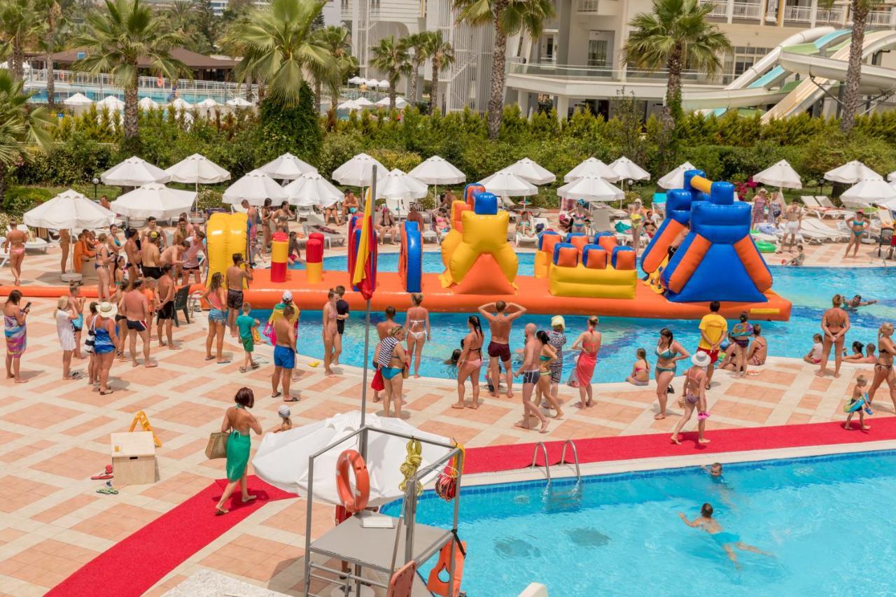 Holiday Garden Resort オクルカラール エクステリア 写真